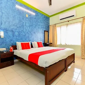 *** Hotel Oyo Flagship 9560 Bellwether India